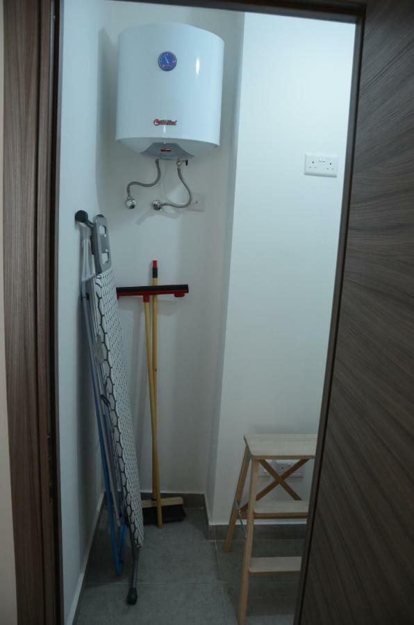 Pilgrim'S Rest Apartments Gzira Exterior photo
